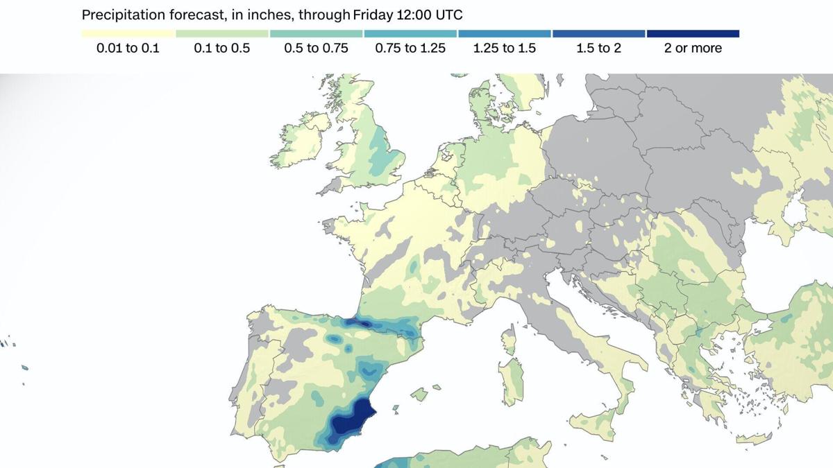 Saharan dust turns skies orange over Europe