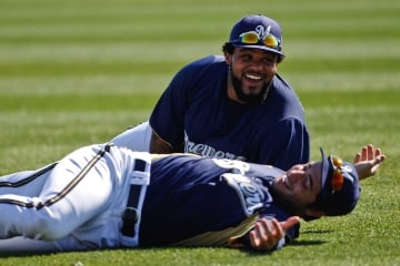 Cecil and Prince Fielder - Photos: A baseball tradition of kids in