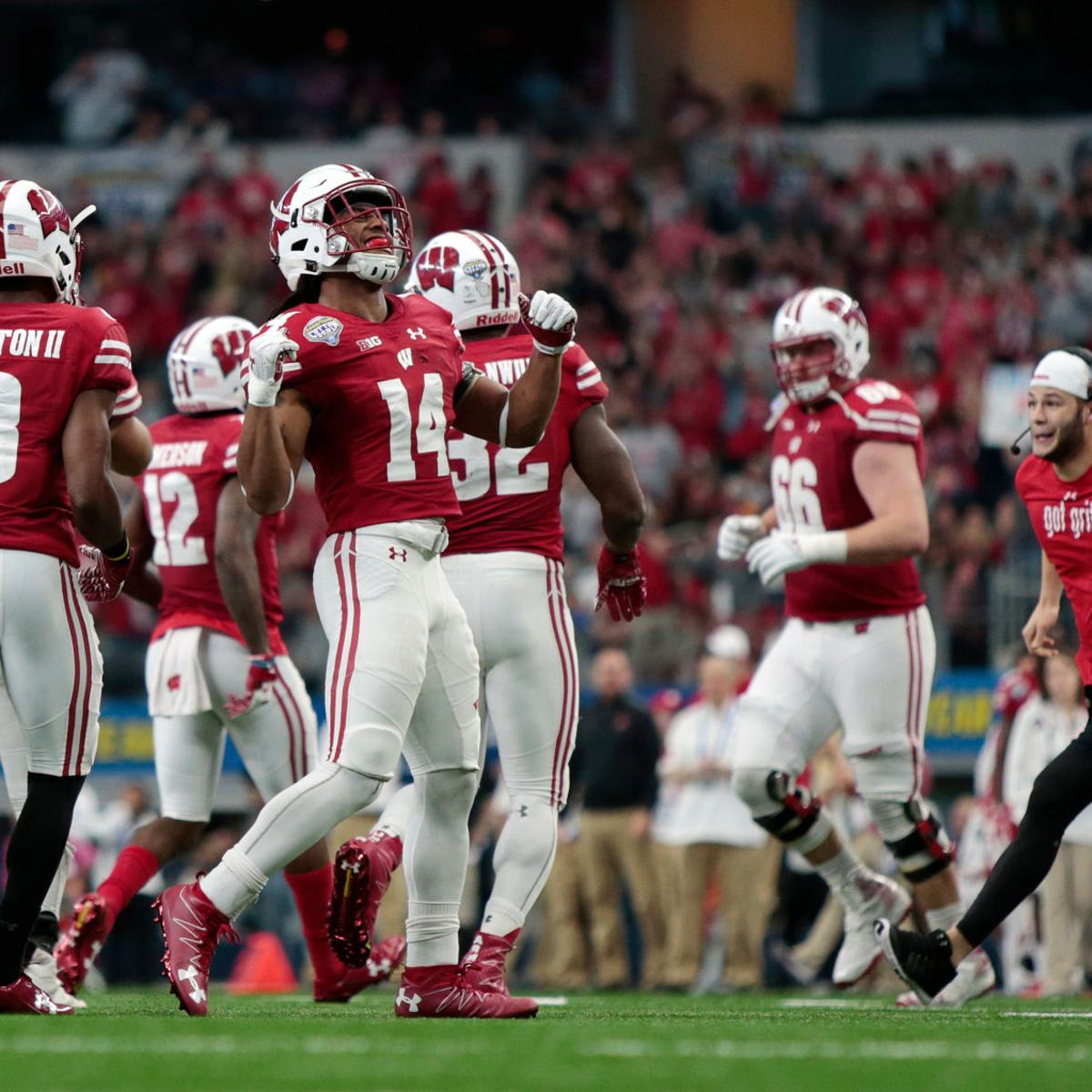 Badgers Football Wisconsin Listed At 60 1 Odds To Win 2018