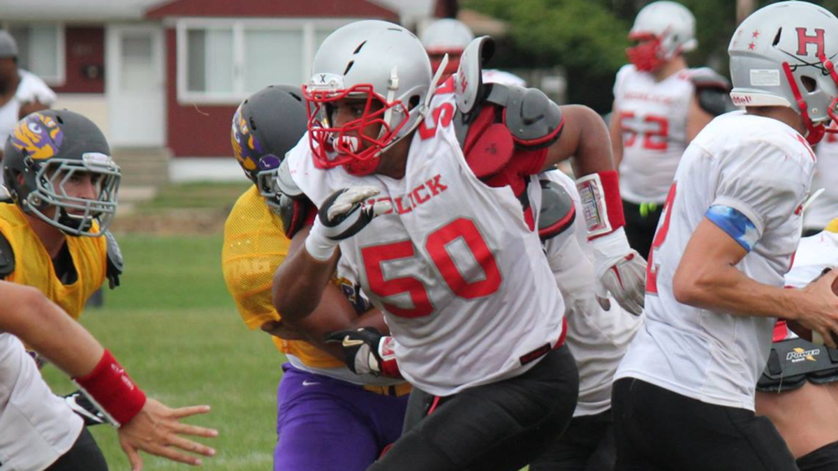 With New Football Helmets Group Aims To Prevent Concussions Local News Journaltimes Com