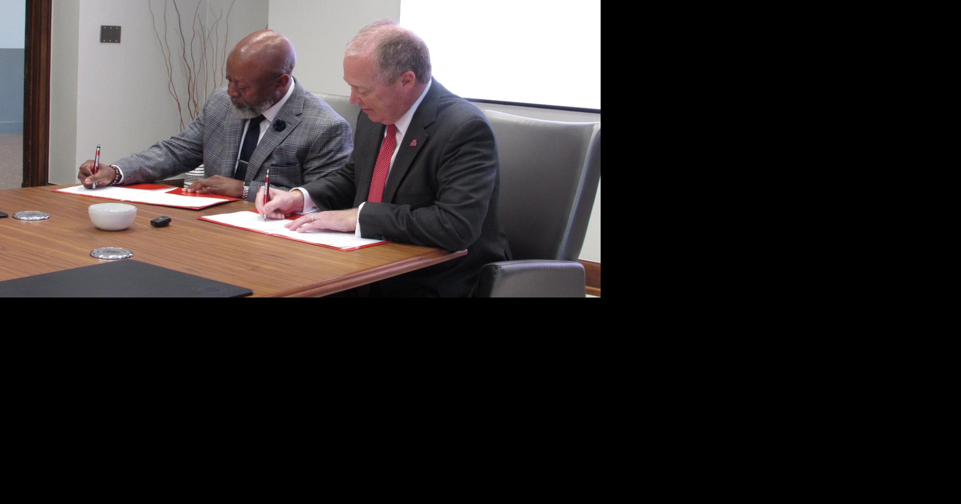 Jax State signs agreement with Alabama’s first Challenger Learning Center