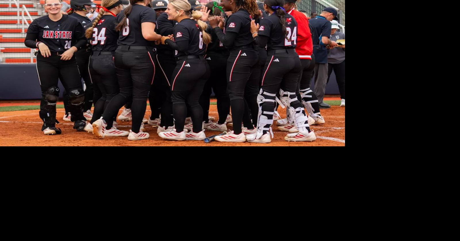 Gamecocks close out South Alabama Invitational with three straight wins