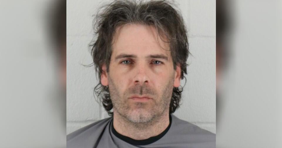 Kansas man accused of leaving 2 toddlers in hot car for over 2 hours, killing 3-year-old