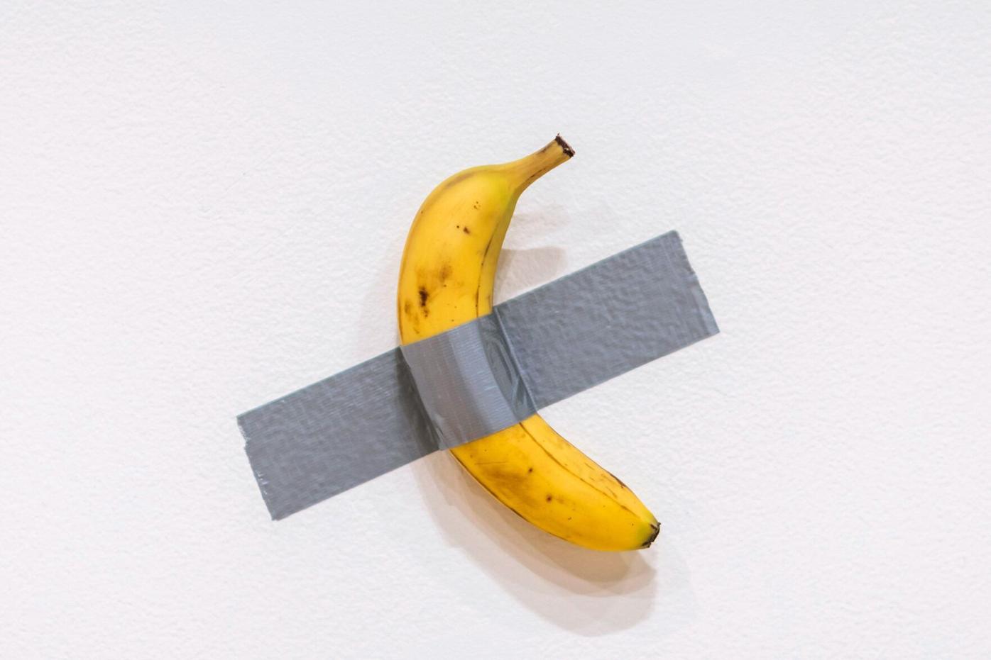 Cryptocurrency entrepreneur who bought banana art for $6.2 million eats it  | Offbeat | kake.com