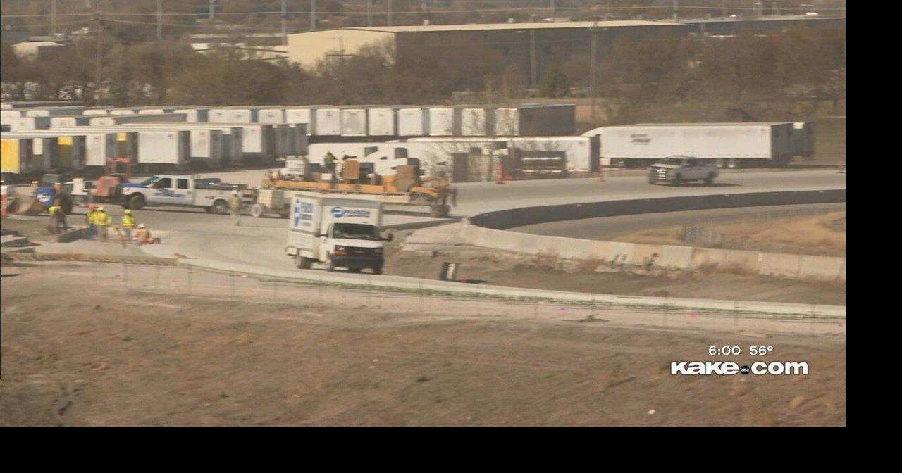Parts of I-135 to close down this weekend as crews work on a new bridge ...