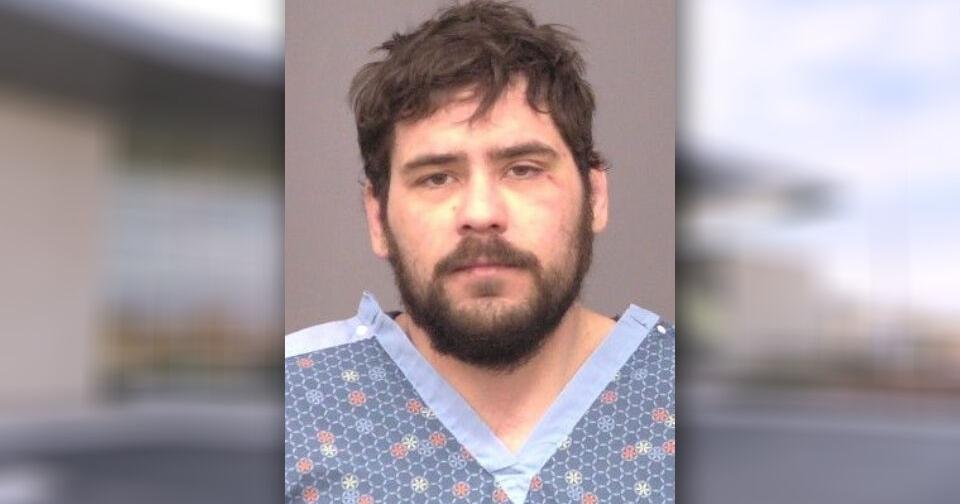 Authorities still searching for Kansas inmate who escaped from Winfield treatment center