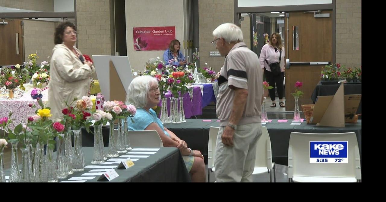 Mother's Day celebration at Botanica