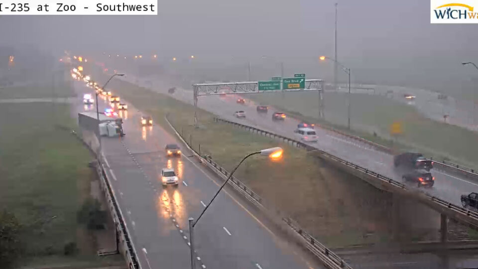 Tuesday storms knock down tree limbs, causing flooding and power ...