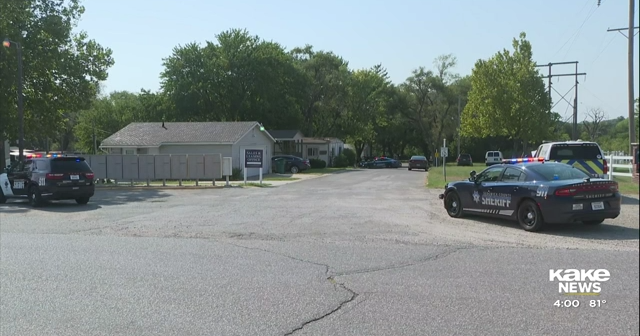 Man arrested, one critically hurt in shooting at Wichita mobile home ...
