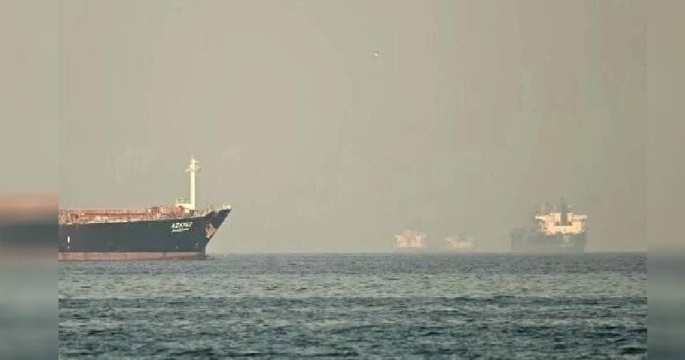 Iran fully closes Strait of Hormuz over US blockade and fires on ships ...