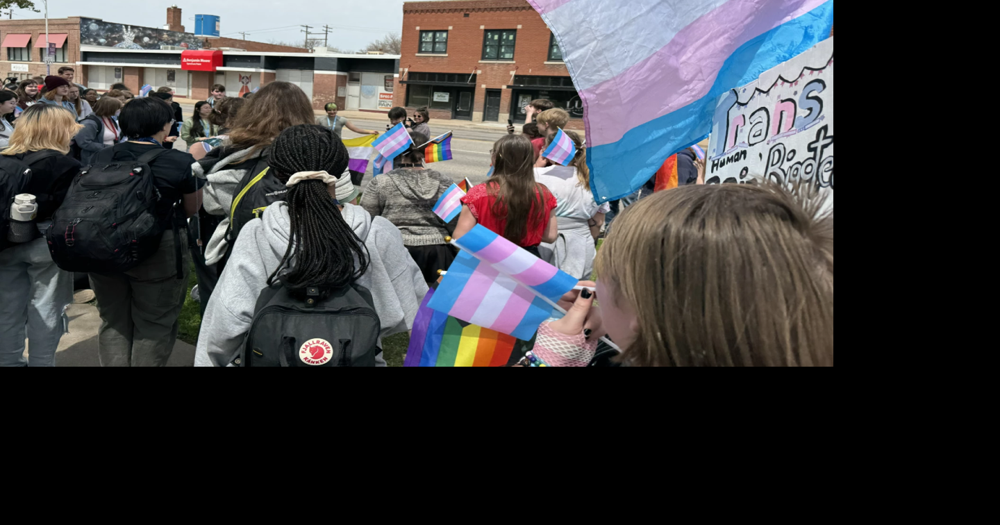 A new form would invite Kansans to report students who organize walkout protests