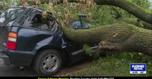 100 mph winds cause widespread damage throughout Wichita | Trusted News ...