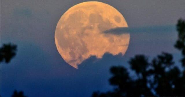 Rare harvest moon to appear this Friday the 13th | | kake.com