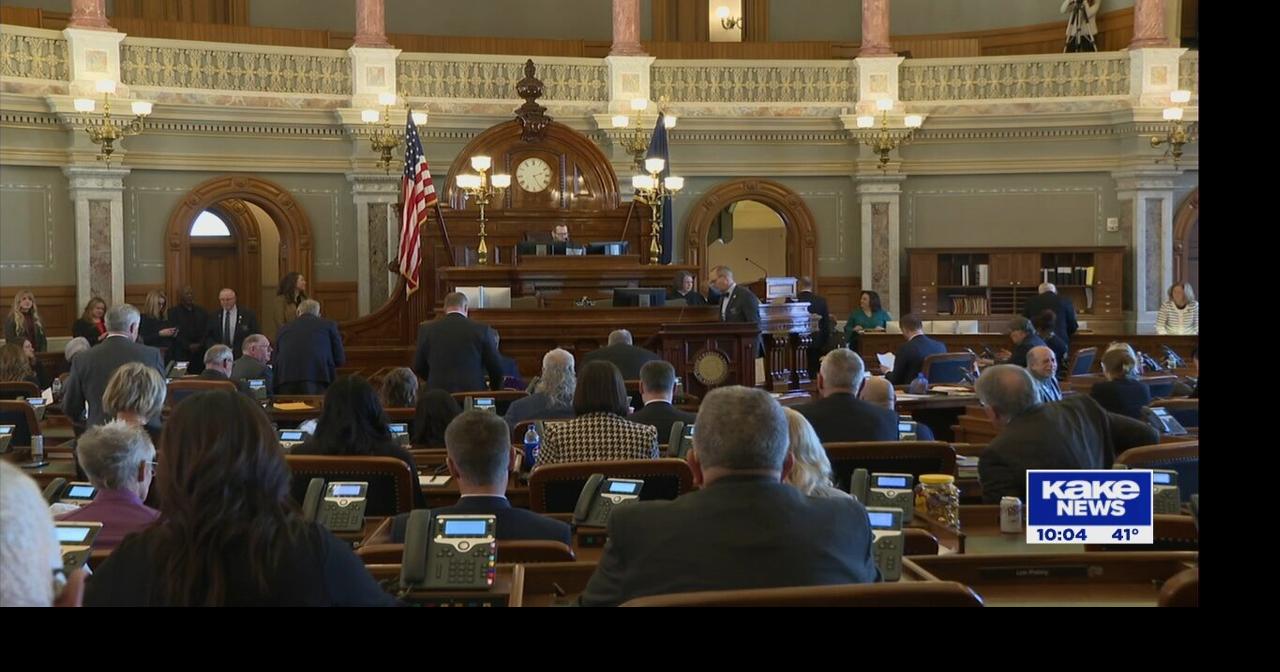 Kansas legislators return to Topeka this week for veto override session