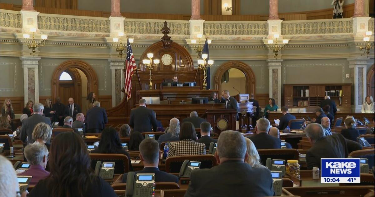 Kansas legislators return to Topeka this week for veto override session Kansas legislators return to Topeka this week for veto override session