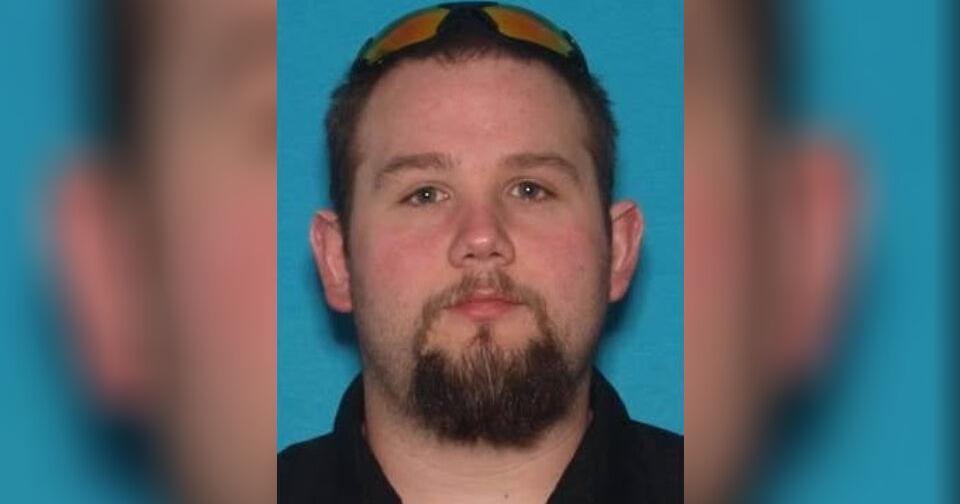 Man wanted for child molestation, statutory rape may be in Kansas, Missouri police warn