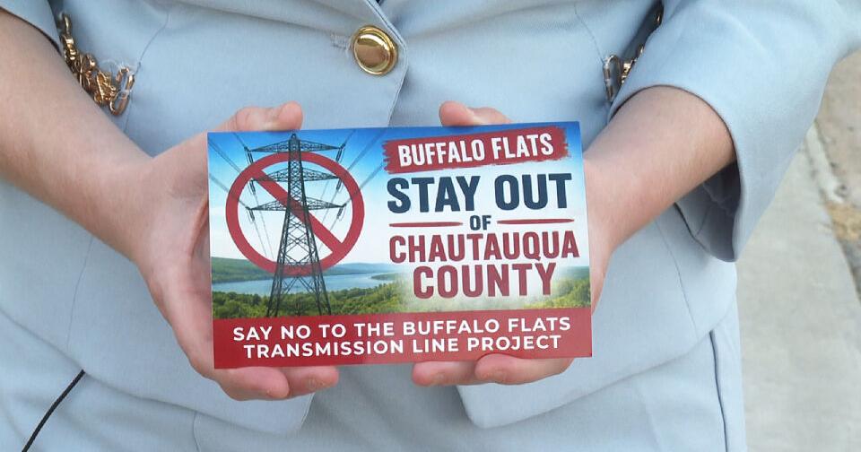 Chautauqua County landowners pack community meeting over Evergy transmission line