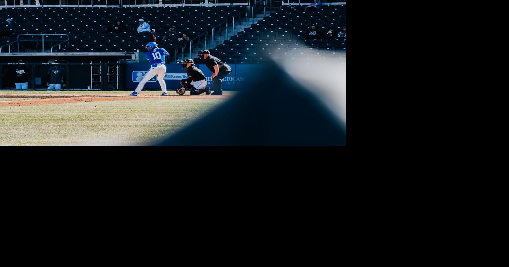 Despite defensive woes, Kansas’ bat stays hot, winning 9-5 over ...