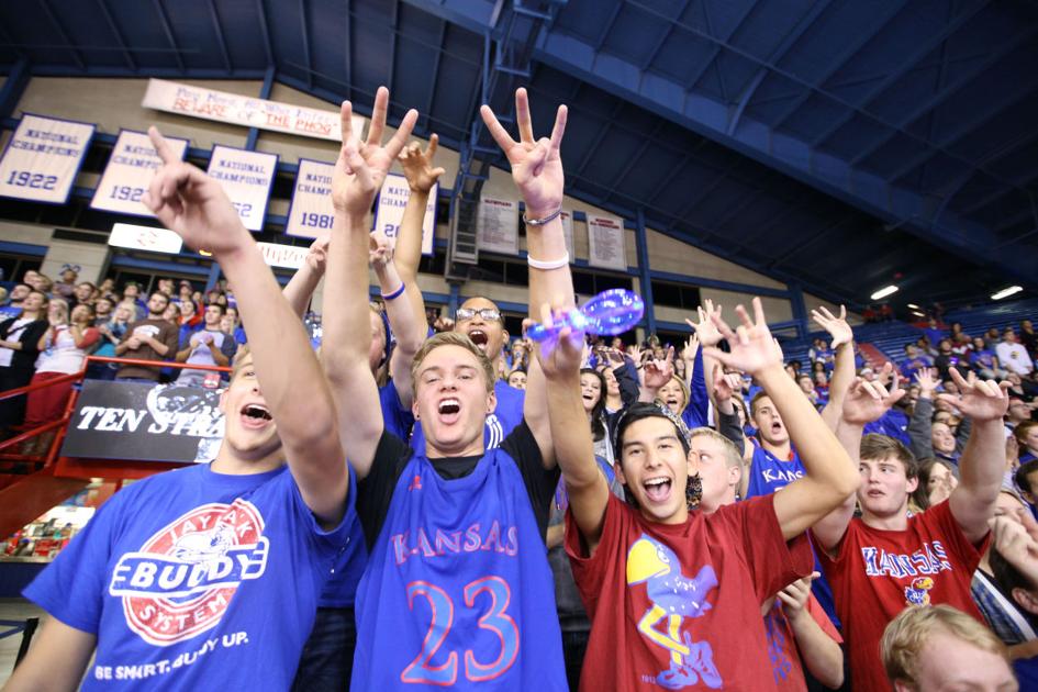 Late Night In The Phog Play By Play Sports Kansan Com