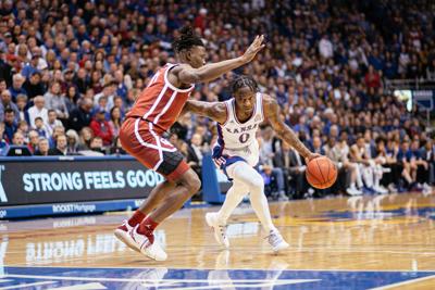 Marcus Garrett Finds Rhythm Lifts Kansas Men S Basketball Past