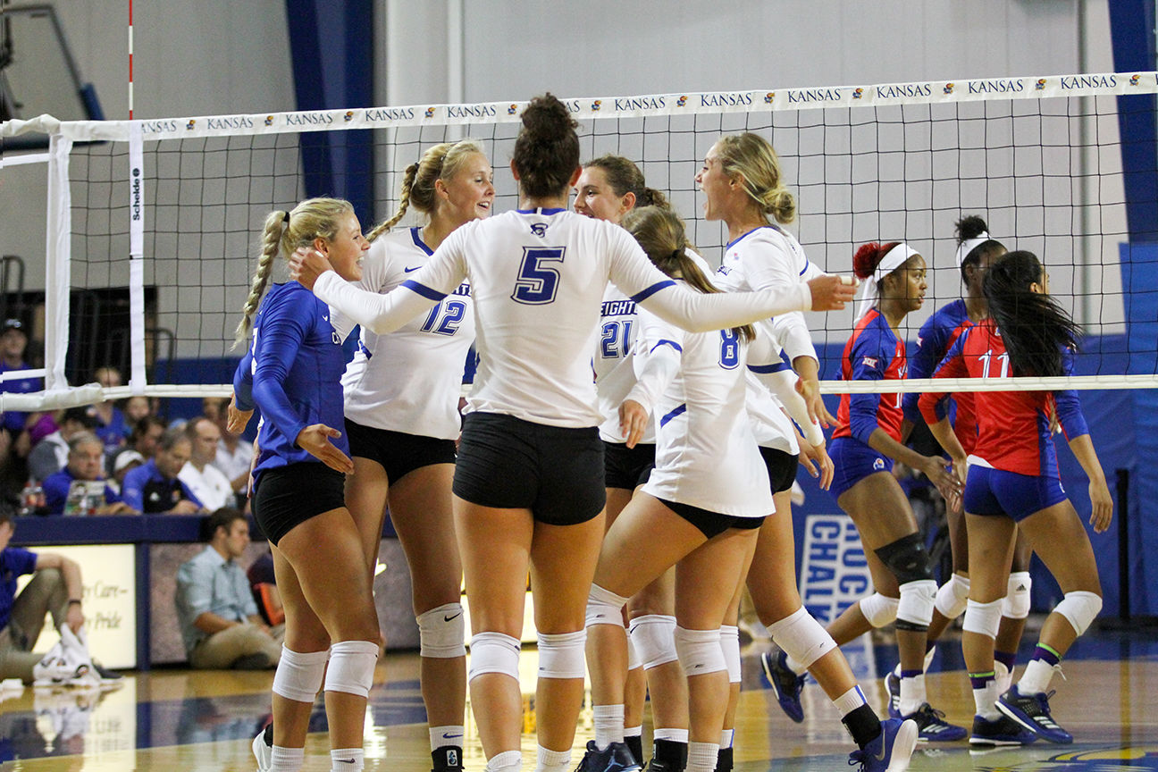 Gallery: Volleyball Vs. Creighton | Gallery | Kansan.com