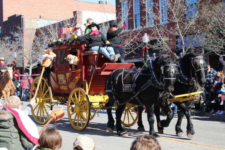 GALLERY: Lawrence Old-Fashioned Christmas Parade gallops into the ...