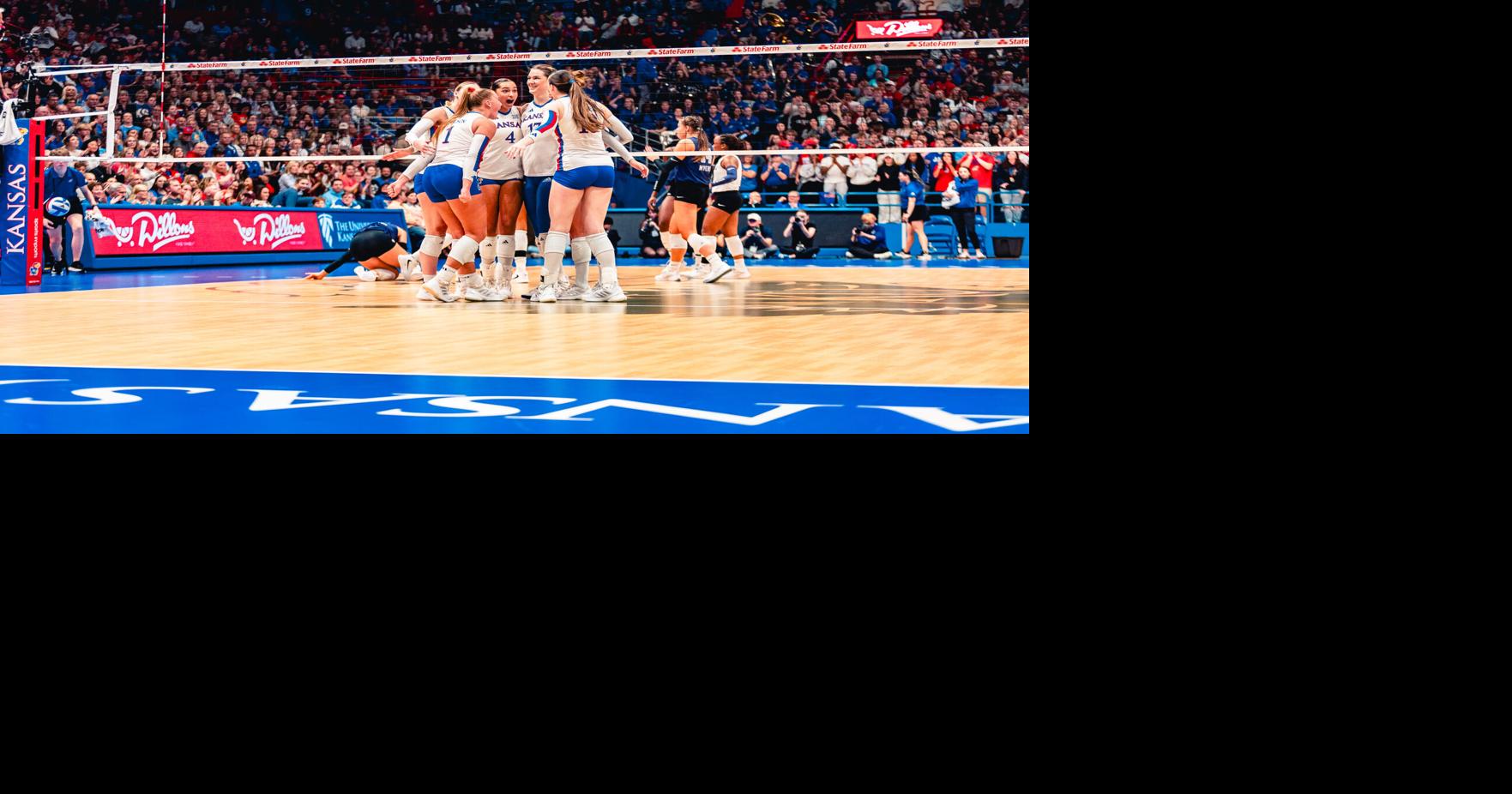 Kansas volleyball's Allen Fieldhouse return spoiled in Sunflower Showdown shocker