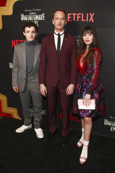 Tv Stock Splitting Up Together Falls Flat Series Of Unfortunate Events Impresses Again Arts Culture Kansan Com Schedule of premieres for tuesday october 16 on abc: the university daily kansan