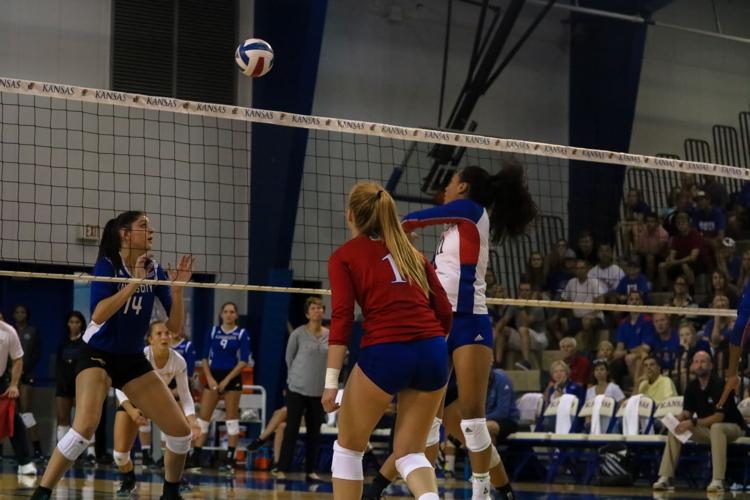 Gallery Volleyball vs. UMKC Gallery