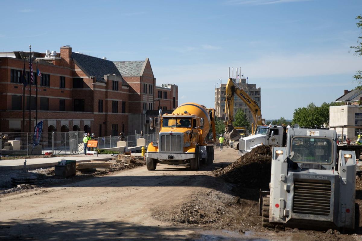 Union And Jayhawk Boulevard Undergo Various Summer Construction Projects News Kansan Com