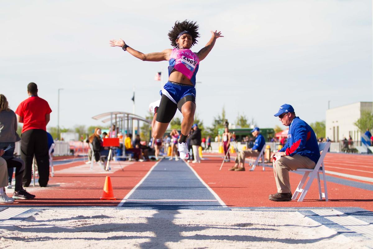 Gallery Kansas Relays Gallery