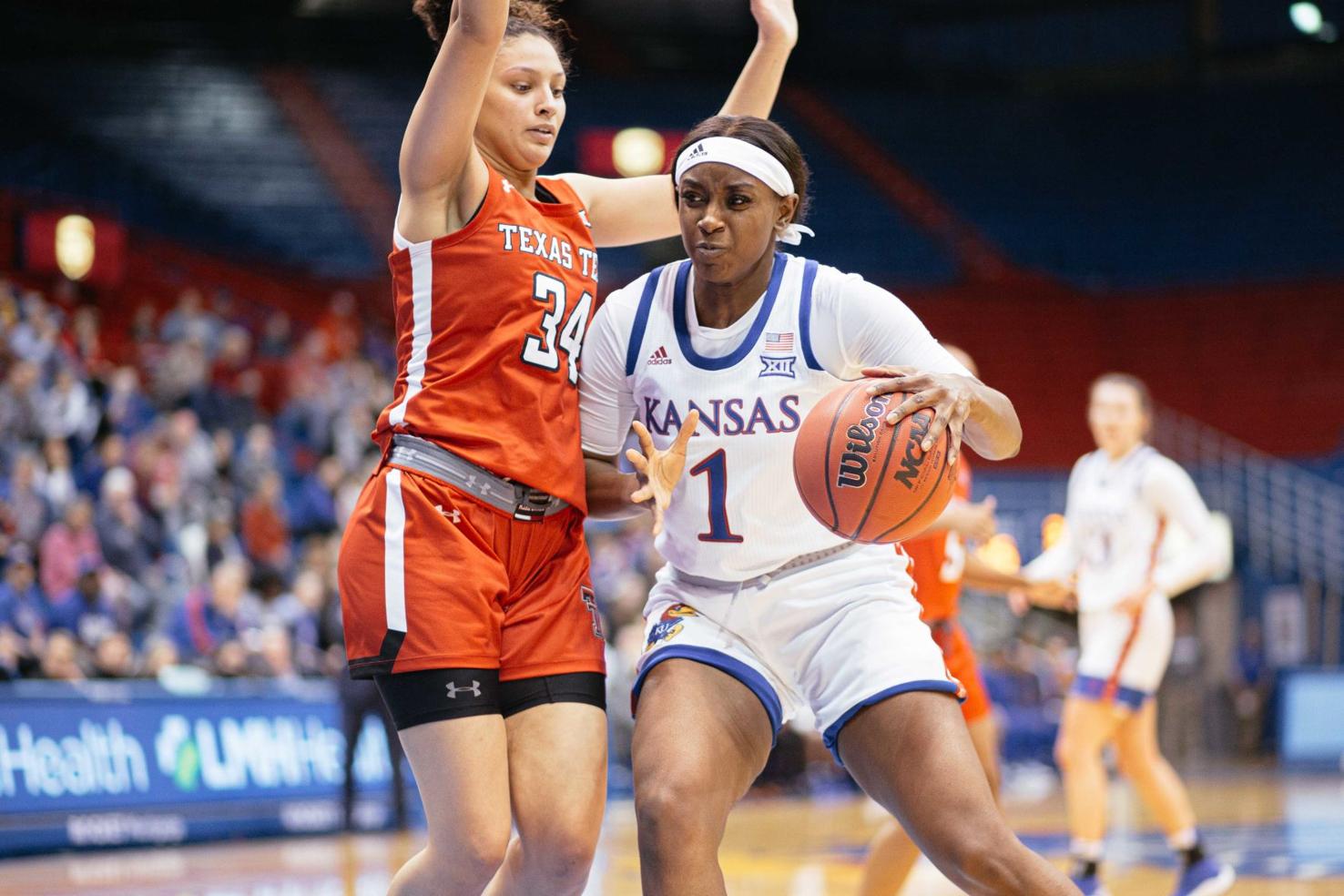 Kansas women's basketball drops seventh consecutive road game against