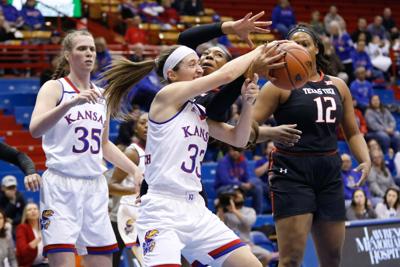 Ku Women S Basketball Falls To Tcu Despite Improved Performance Sports Kansan Com