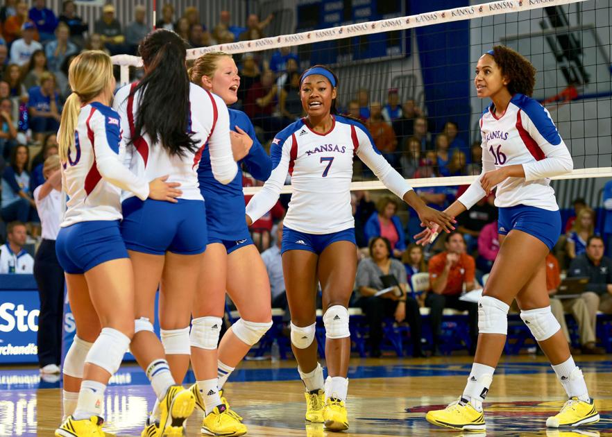 Kansas volleyball looks to build on first Big 12 win this week against