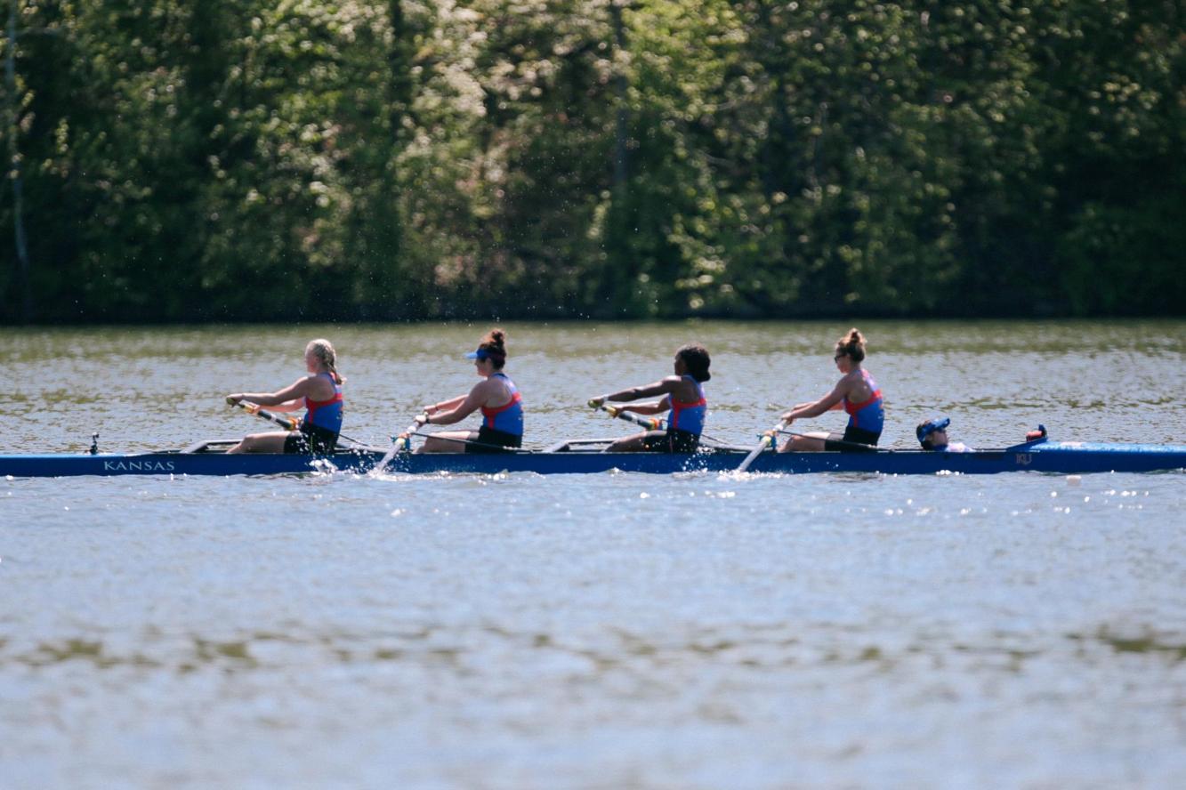 Kansas women's rowing team places in top five all weekend at the