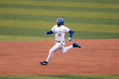 Kansas Sweeps Texas Southern, Winning the Buck O'Neil Classic - Blue Wings  Rising