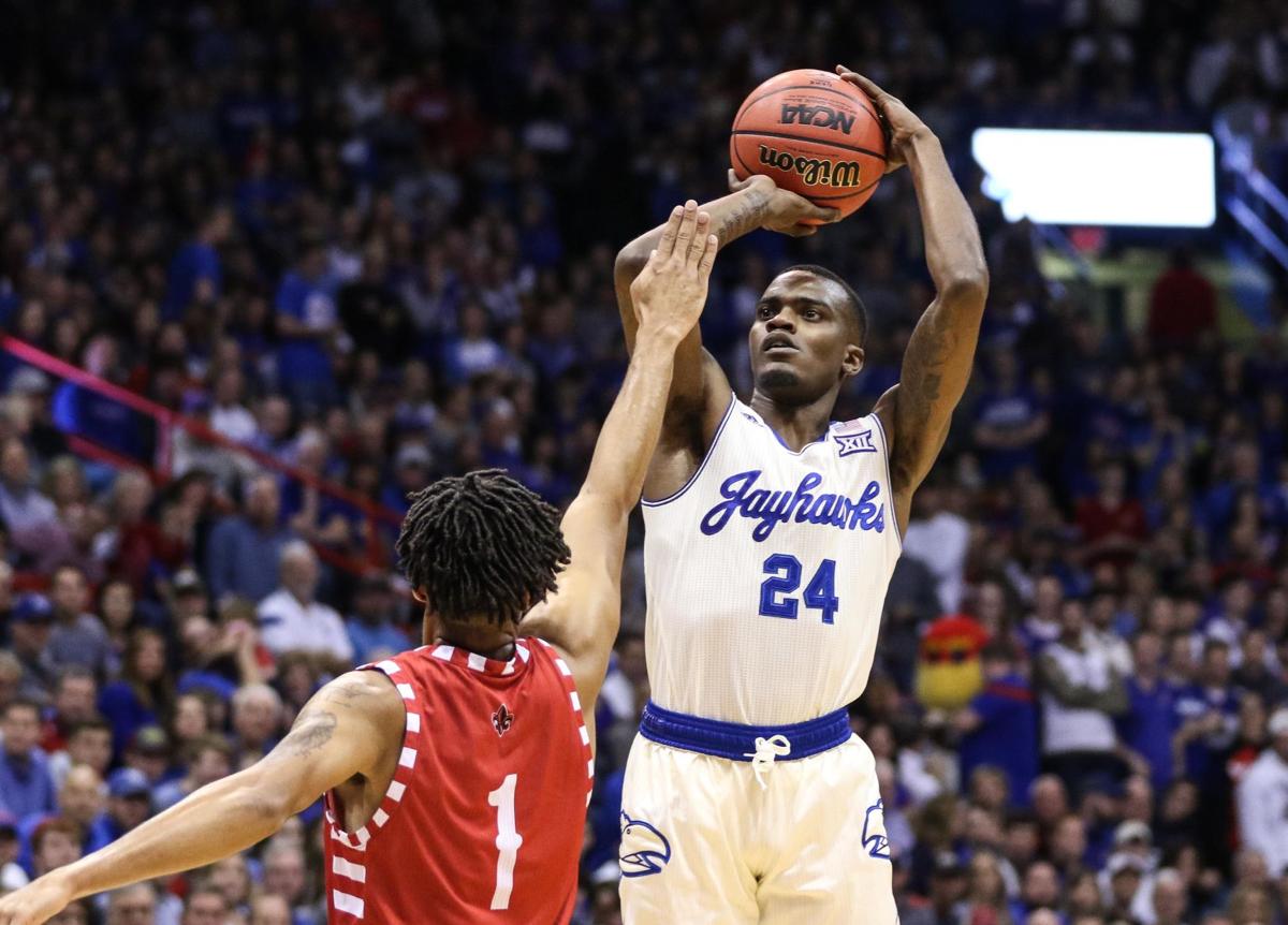 Ku Basketball Survives Early Heat From Ragin Cajuns Sports