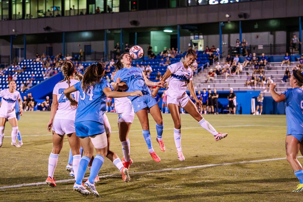 McLaughlin’s late goal powers Kansas soccer to win over Saint Louis