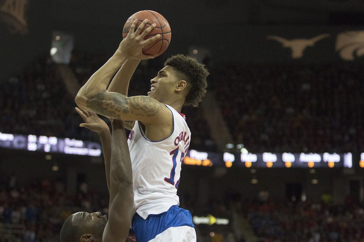 Former Ku Men S Basketball Forward Kelly Oubre Jr Scores Career High 40 Points In Win Against Dallas Mavericks Sports Kansan Com