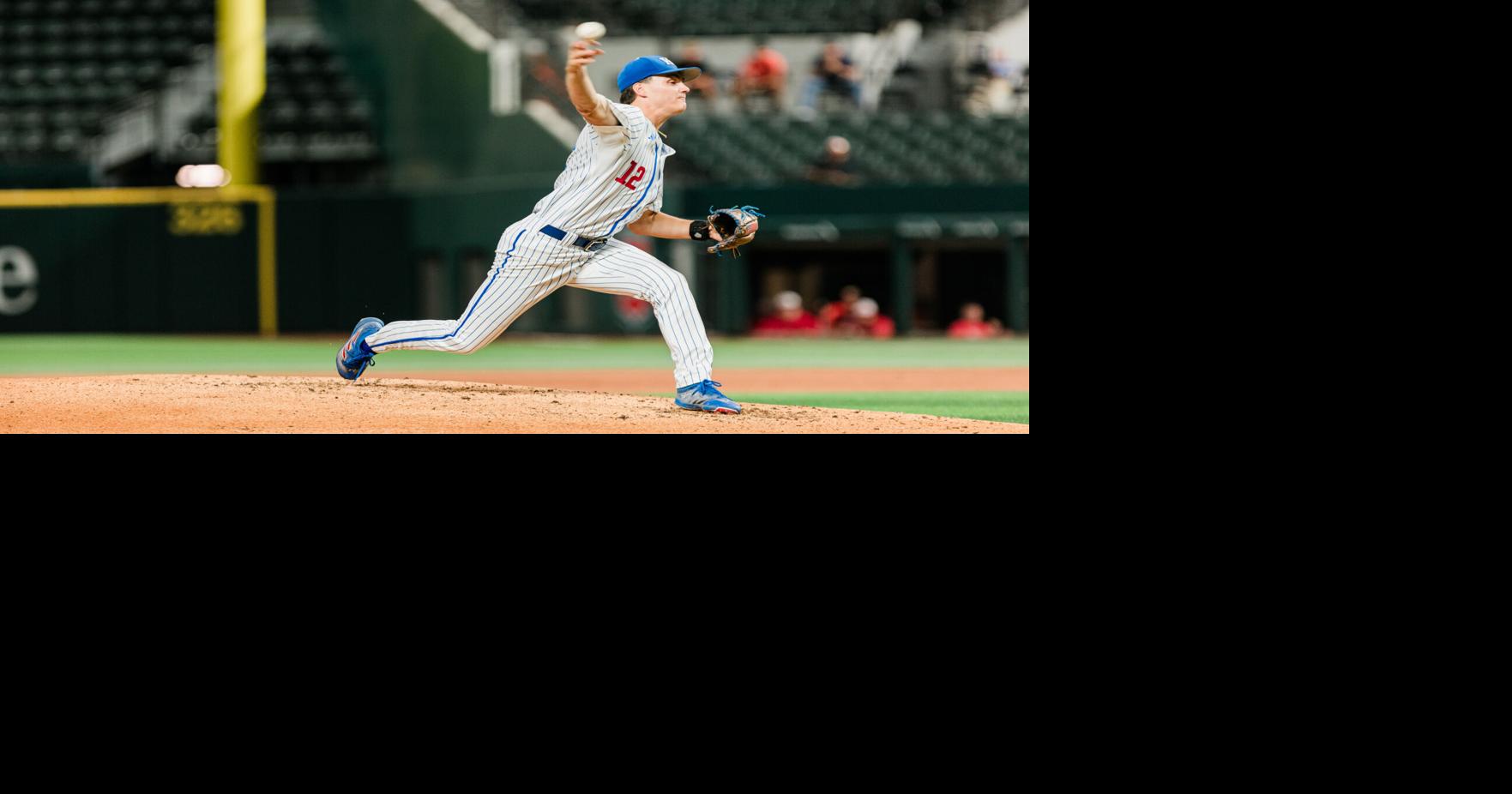 Kansas baseball falls 10-3 against Minnesota after six-run third inning