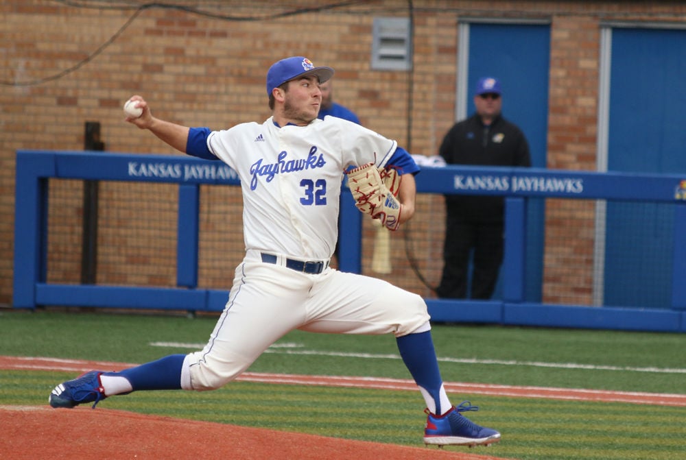 Kansas baseball captures a win in game two against Saint Louis 5-1
