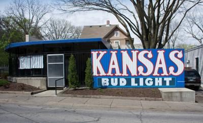 Lawrence Bars Use Social Media To Keep Audiences Engaged During Covid 19 Outbreak News Kansan Com