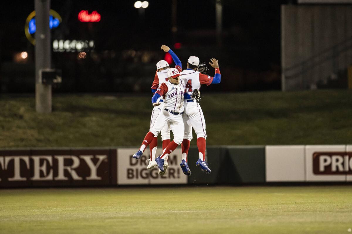 Kansas Baseball Looks to Continue Growth In 2022 Campaign, Sports