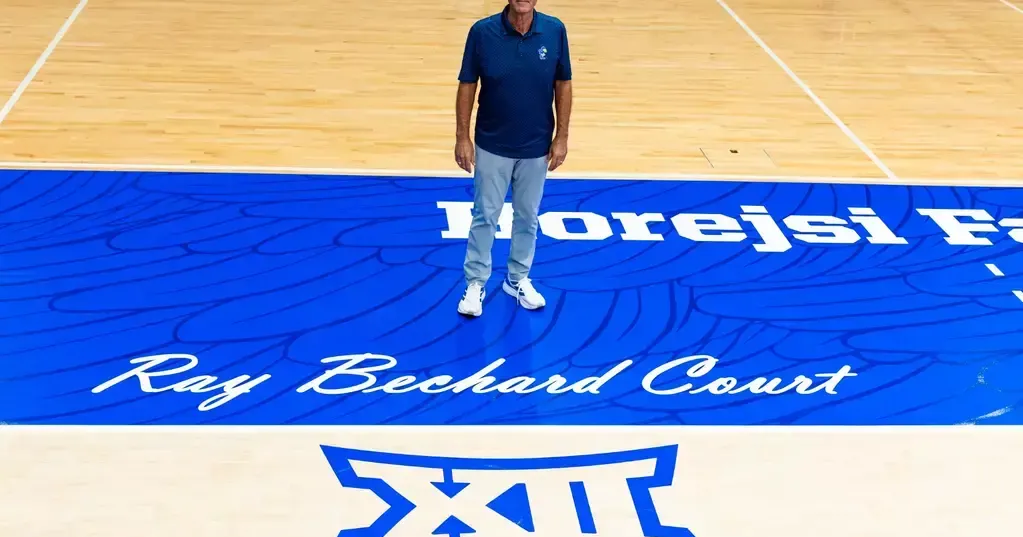Ray Bechard Court: Kansas volleyball honors legendary head coach