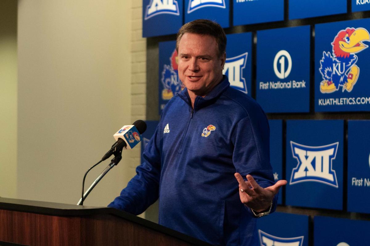 Four Star Point Guard Dajuan Harris Commits To Ku Men S Basketball