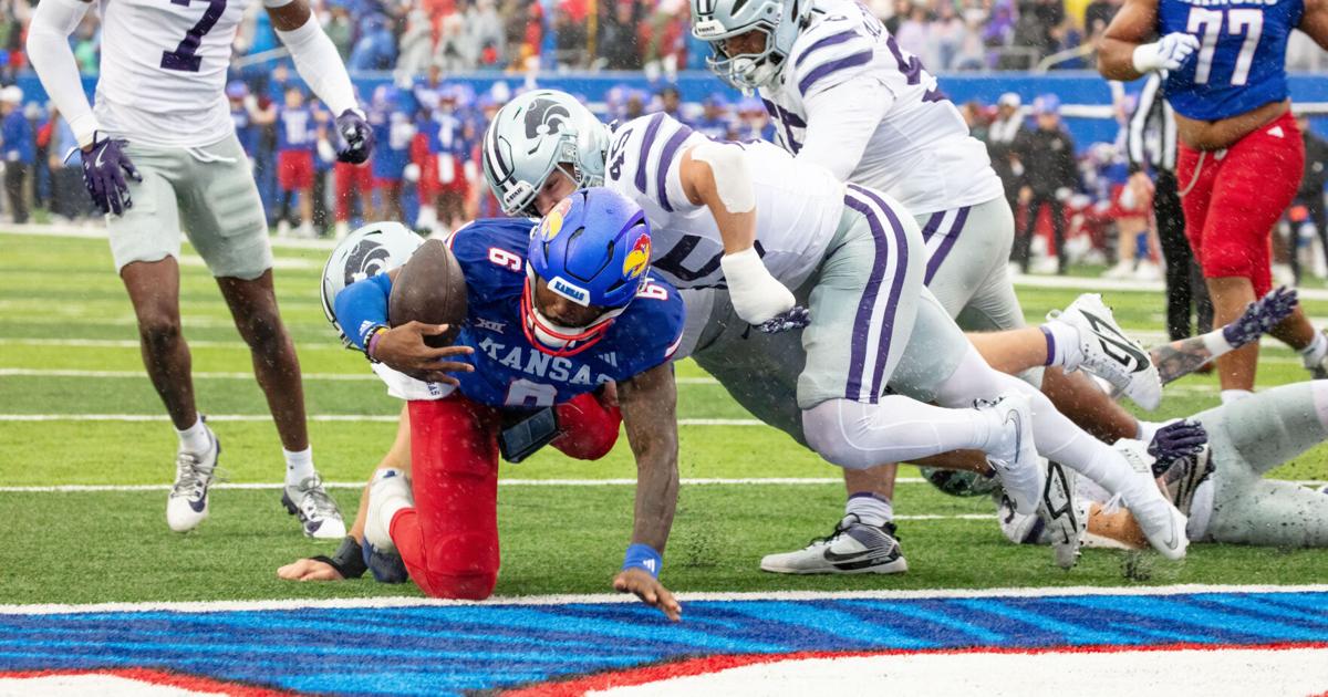 Kansas 17, Kansas State 42: Sunflower streak stretches to 17 in rain-soaked affair