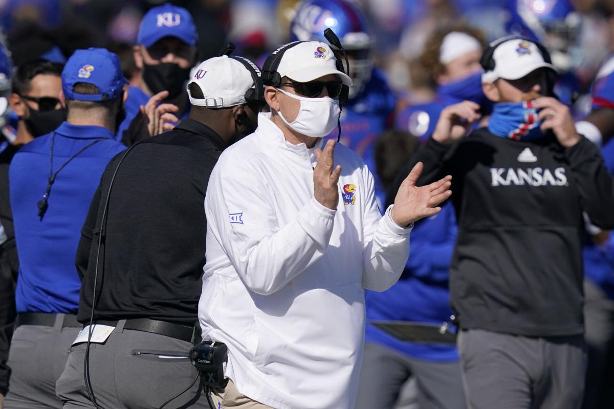 It Blew My Mind Kansas Football Recruits React To Les Miles Departure Sports Kansan Com