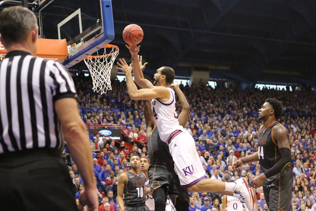 Home Sweet Home Kansas Hosts Kentucky In Battle Of College