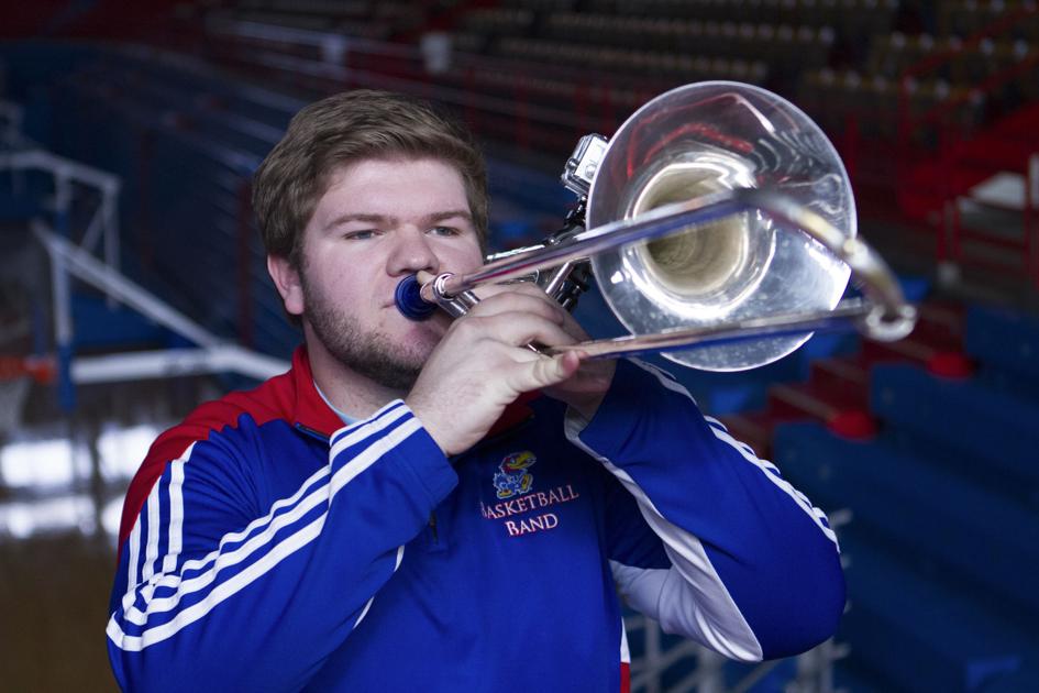Here S How To Experience A Ku Men S Basketball Game From A New