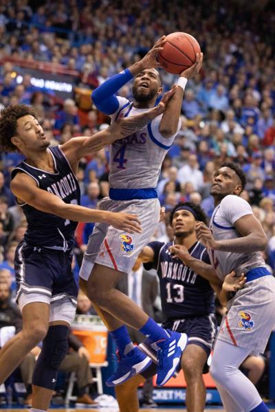 Isaiah Moss Gives Kansas Men S Basketball Boost From Outside